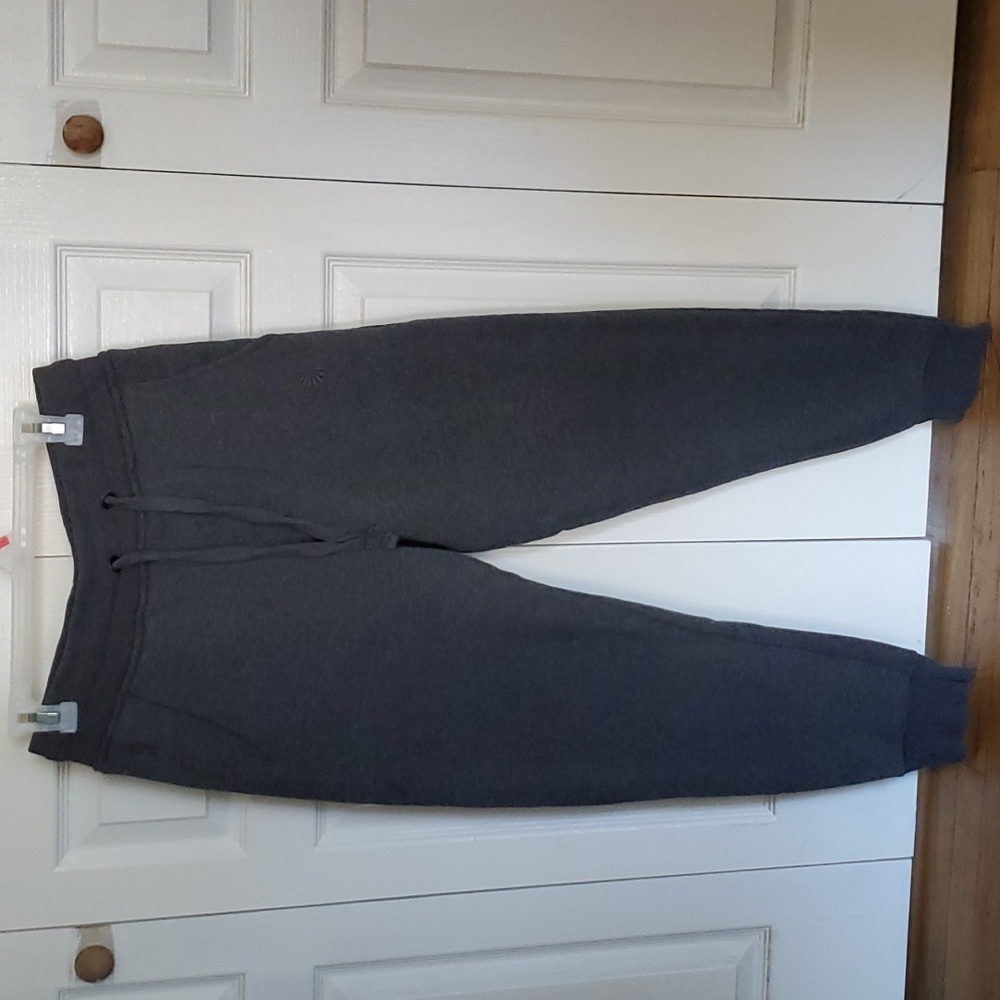 Akademiks Men's Dark Gray Jogger Sweatpants with Pockets, Sz 2XL (US L)